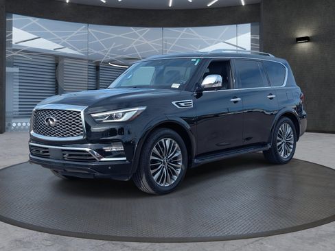 Used 2021 INFINITI QX80 Sensory w/ All-Season Package image 2