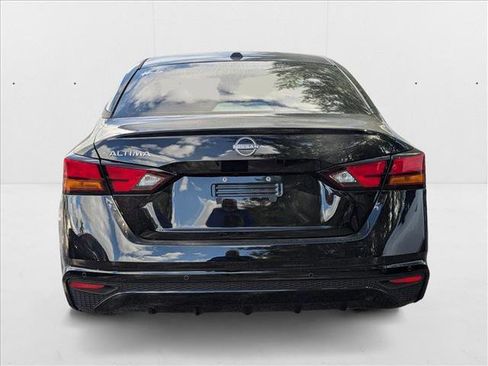 New 2025 Nissan Altima 2.5 S FWD image 7