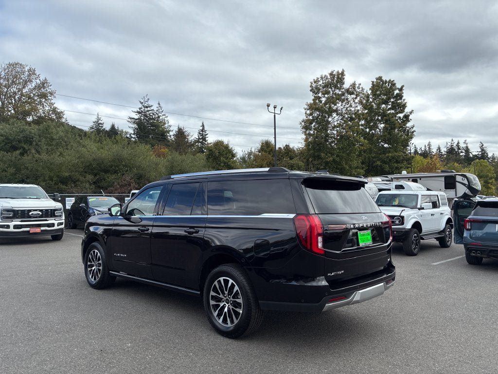 Used 2025 Ford Expedition Max Platinum AWD/4WD image 6