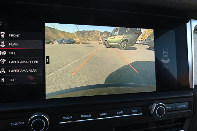 Used 2021 Porsche Macan AWD/4WD image 13