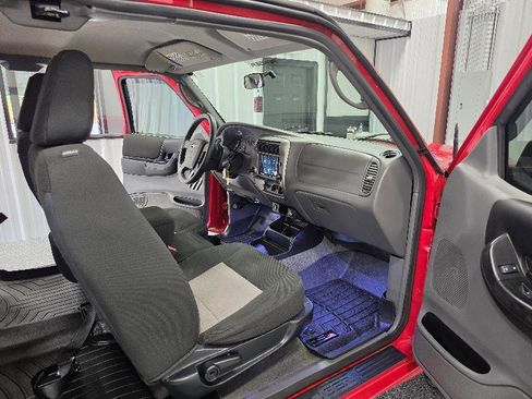 Used 2011 Ford Ranger XLT RWD image 12