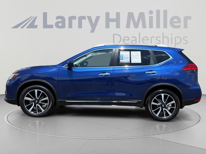 Used 2017 Nissan Rogue SL w/ SL Premium Package