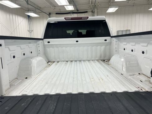 Used 2024 Chevrolet Silverado 1500 LT image 24