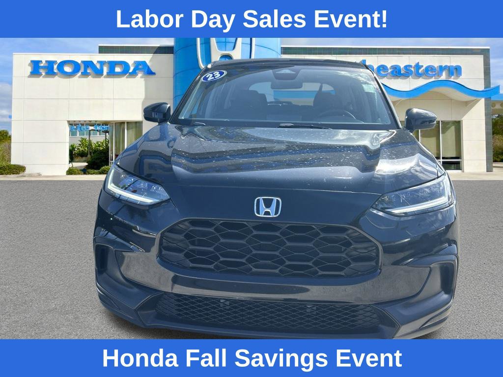 Used 2023 Honda HR-V LX image 2