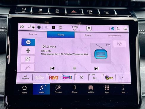 New 2025 Jeep Grand Cherokee Limited w/ Luxury Tech Group II image 15