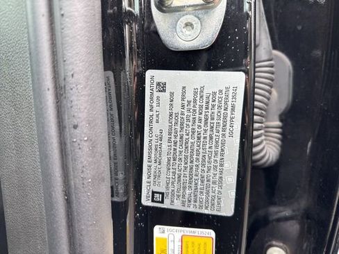 Used 2021 Chevrolet Silverado 2500 LTZ w/ LTZ Premium Package image 30