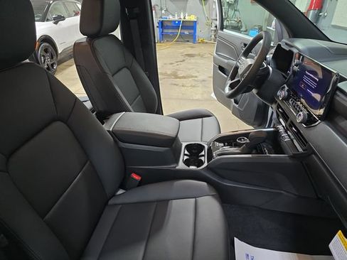 New 2026 Chevrolet Colorado Trail Boss AWD/4WD image 13