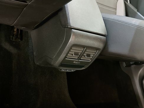 Used 2020 Volkswagen Passat 2.0T R-Line FWD image 27