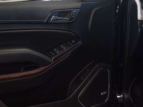 Used 2018 GMC Yukon XL SLT AWD/4WD image 41