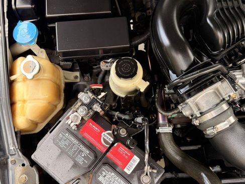 Used 2011 Nissan Xterra PRO-4X w/ Pro-4x Leather Pkg image 13