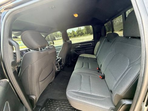 Used 2020 RAM 1500 Big Horn AWD/4WD image 18