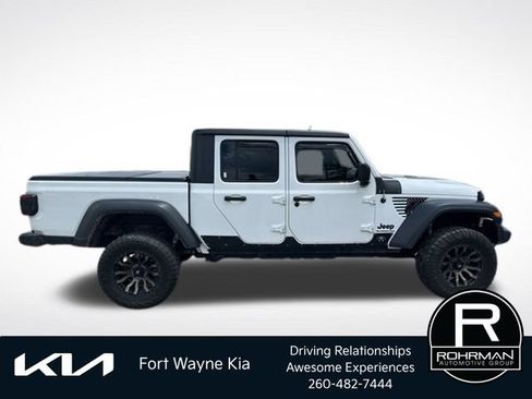 Used 2020 Jeep Gladiator Sport w/ Quick Order Package 24S AWD/4WD image 7