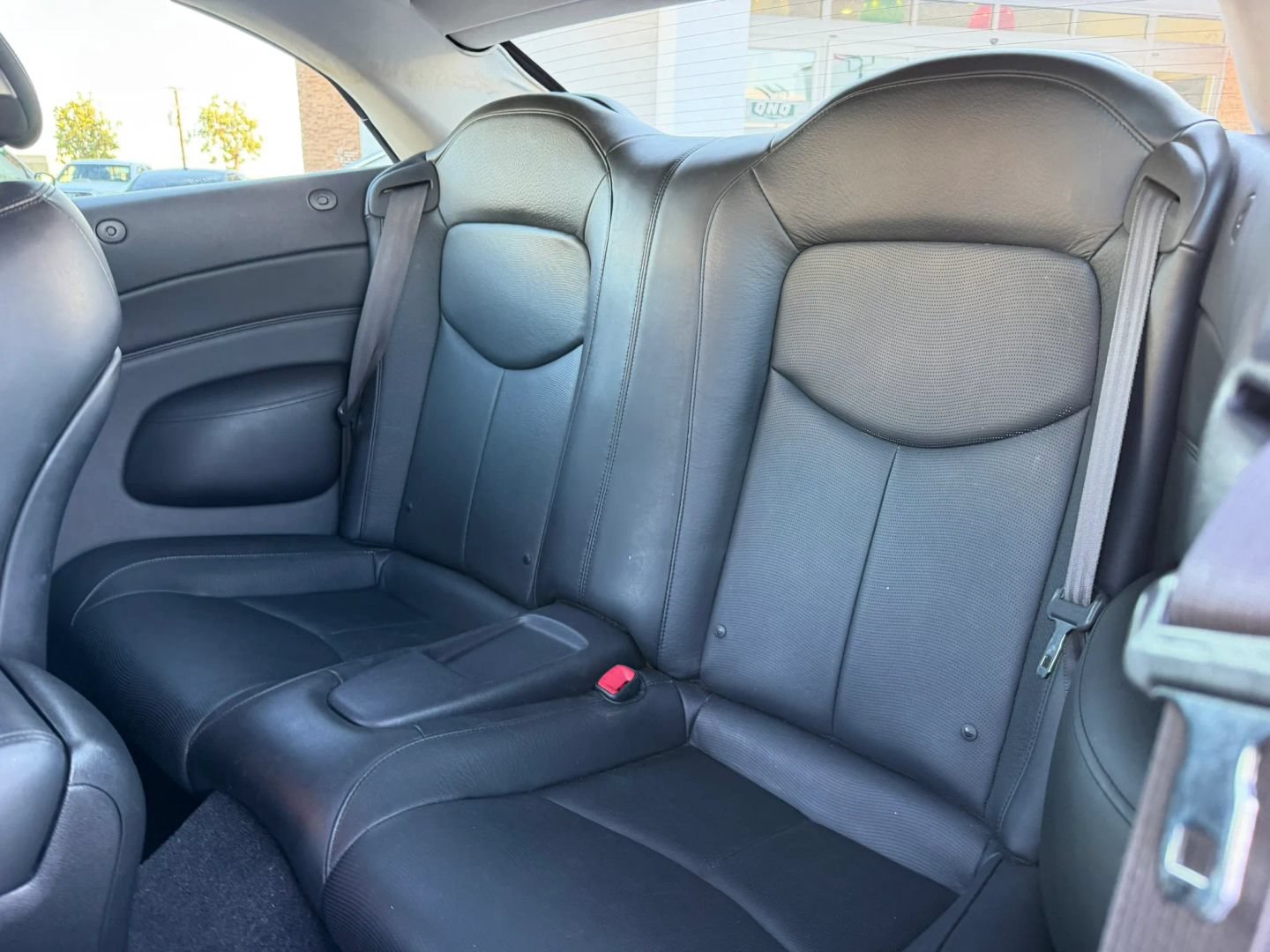 Used 2012 INFINITI G37 Convertible w/ Premium Pkg RWD image 12