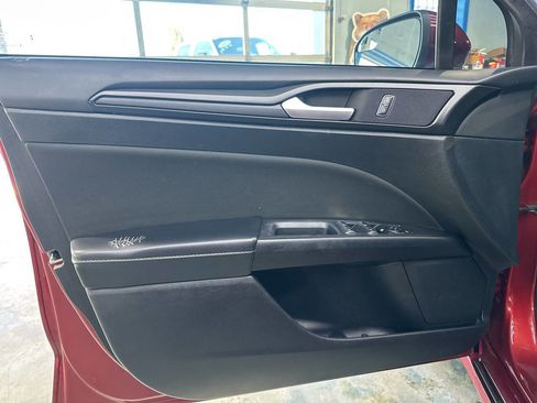 Used 2018 Ford Fusion S w/ Equipment Group 101A image 19