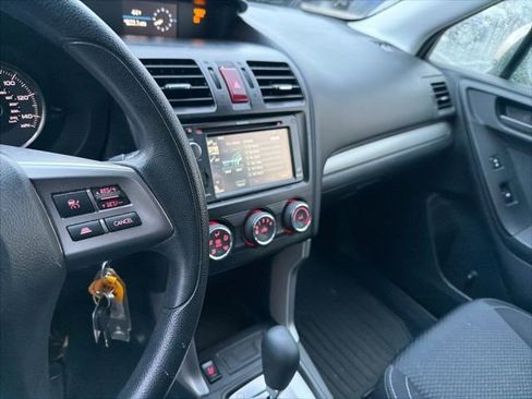 Used 2015 Subaru Forester 2.5i Premium image 7