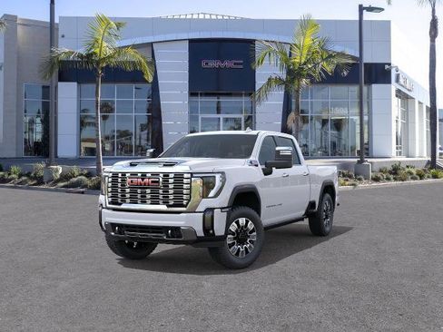 New 2026 GMC Sierra 2500 Denali w/ Denali Reserve Package AWD/4WD image 8