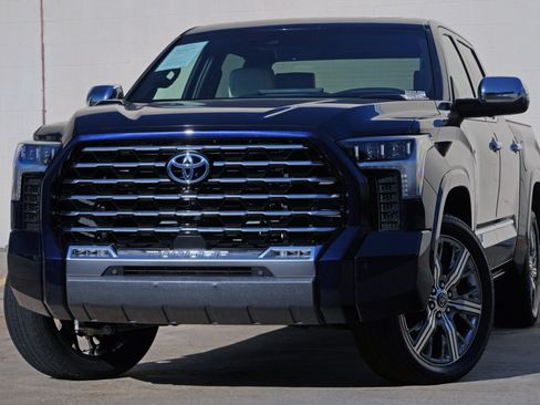 Used 2023 Toyota Tundra Capstone AWD/4WD image 3
