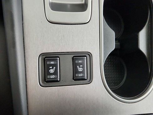 Used 2024 Nissan Murano SV FWD image 32