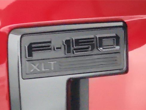 Used 2025 Ford F150 XLT w/ Equipment Group 301A Standard AWD/4WD image 9