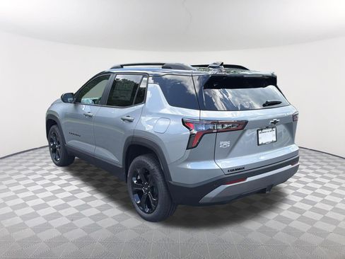 New 2027 Chevrolet Equinox LT w/ Convenience Package II FWD image 7