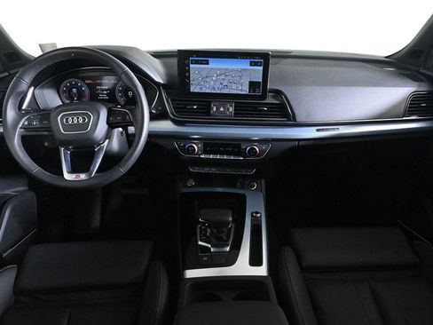 Used 2025 Audi Q5 2.0T Premium Plus w/ Premium Plus Package image 9