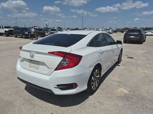 Used 2017 Honda Civic EX image 5