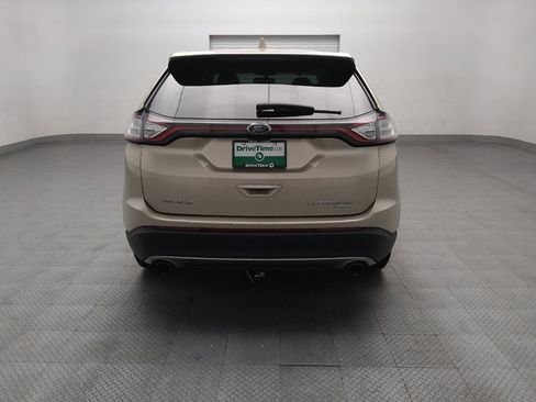 Used 2018 Ford Edge Titanium FWD image 7