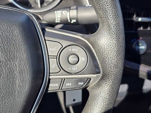 Used 2024 Toyota Camry LE image 33