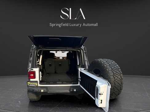 Used 2020 Jeep Wrangler Unlimited Rubicon w/ Safety Group image 33