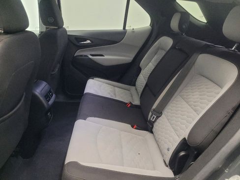 Used 2020 Chevrolet Equinox LT AWD/4WD image 18
