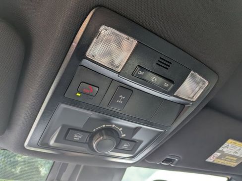 Used 2023 Toyota Tacoma TRD Off-Road w/ Advanced Technology Package AWD/4WD image 25