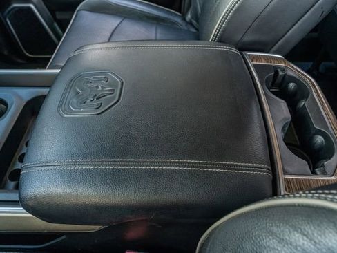 Used 2019 RAM 2500 Laramie AWD/4WD image 30