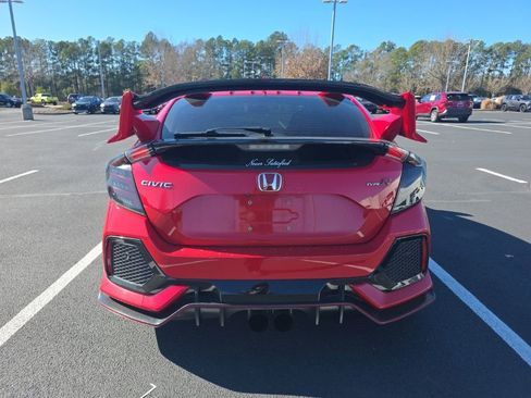 Used 2019 Honda Civic Type R image 9