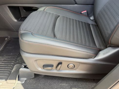 New 2026 Nissan Pathfinder Rock Creek image 16