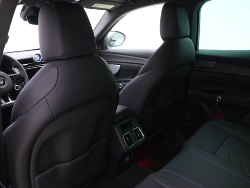 New 2025 Maserati Grecale Modena AWD/4WD image 12