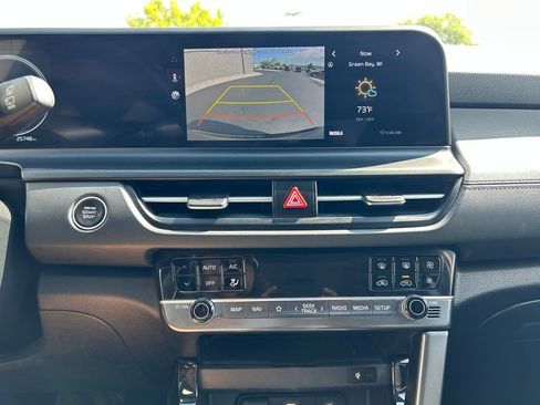Certified 2024 Kia Seltos EX AWD/4WD image 16