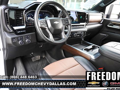 Used 2024 Chevrolet Silverado 3500 High Country w/ High Country Premium Package AWD/4WD image 6