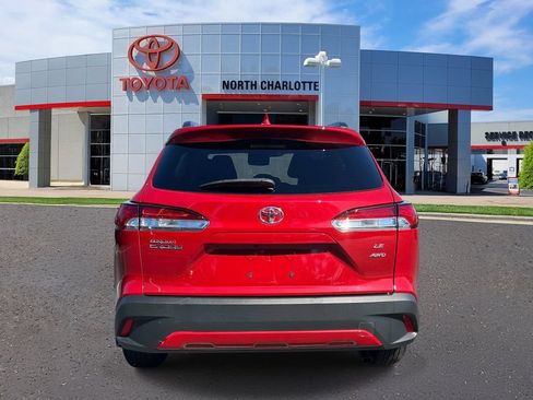 Used 2024 Toyota Corolla Cross LE AWD/4WD image 6