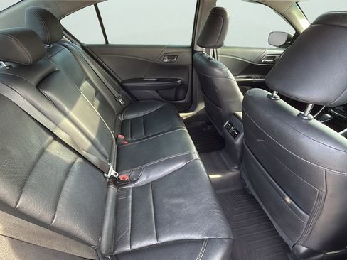 Used 2017 Honda Accord EX-L image 14