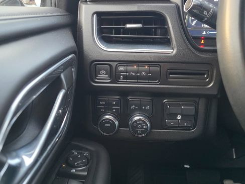 Used 2023 GMC Yukon XL SLE w/ Max Trailering Package image 27