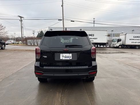 Used 2018 Subaru Forester 2.5i Touring image 6