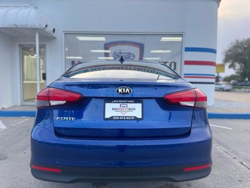 Used 2017 Kia Forte LX FWD image 27
