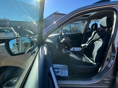 Used 2016 Subaru Forester 2.5i Premium w/ All-Weather Package image 19