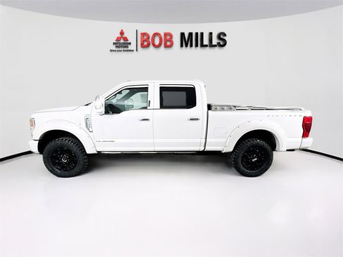 Used 2020 Ford F350 Platinum w/ FX4 Off-Road Package image 4