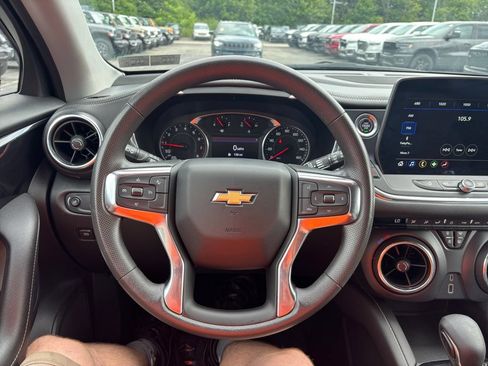 Used 2023 Chevrolet Blazer LT AWD/4WD image 15