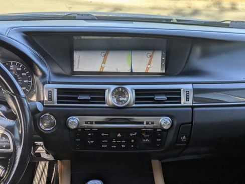 Used 2016 Lexus GS 200t image 15