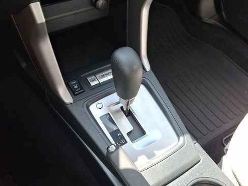 Used 2018 Subaru Forester 2.5i Premium AWD/4WD image 16