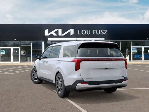 New 2026 Kia Carnival EX image 4