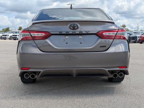 Used 2020 Toyota Camry XSE FWD image 6