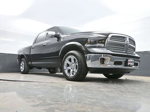 Used 2016 RAM 1500 Laramie w/ Convenience Group AWD/4WD image 47